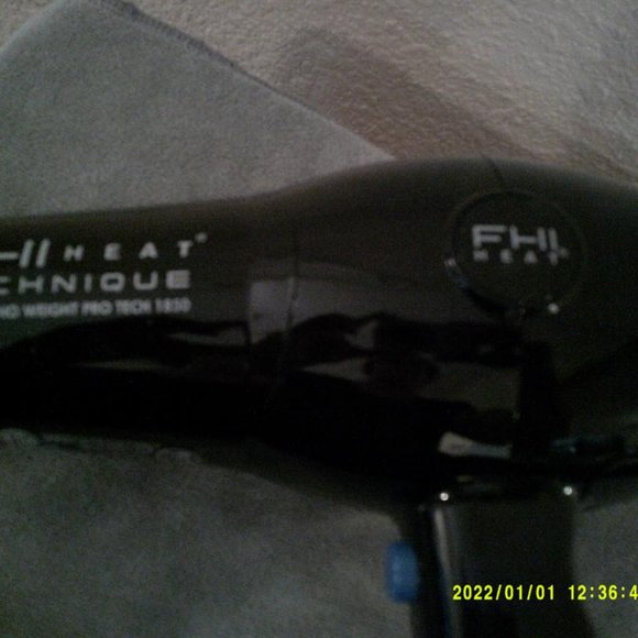 FHI Heat Professional Hair Dryer - Picture 5 of 5